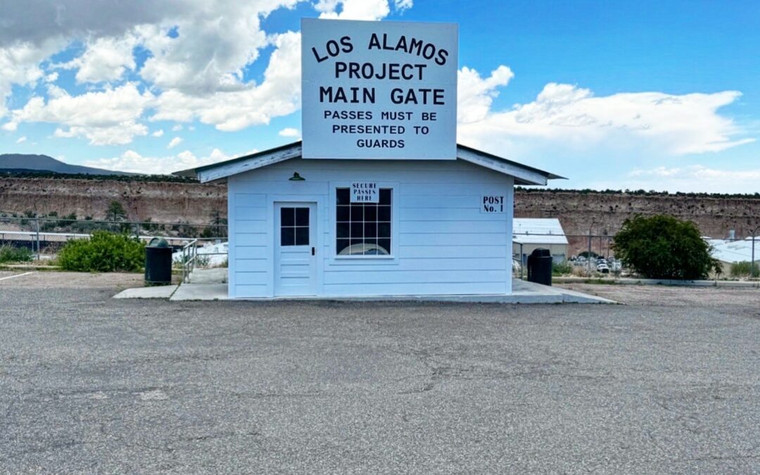 Los Alamos: Secrets of the Manhattan Project